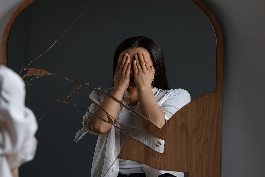 Understanding Mood Disorders and Their Effect on Emotional Well-Being